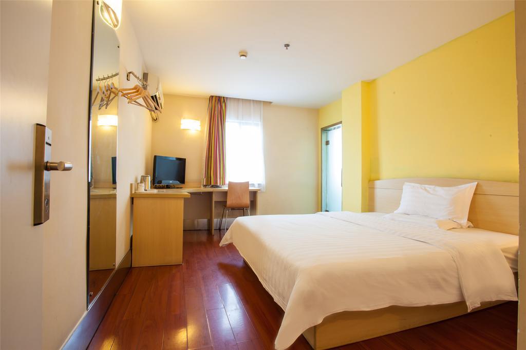 7Days Inn Guiyang Posts And Telecommunications Building Exterior foto